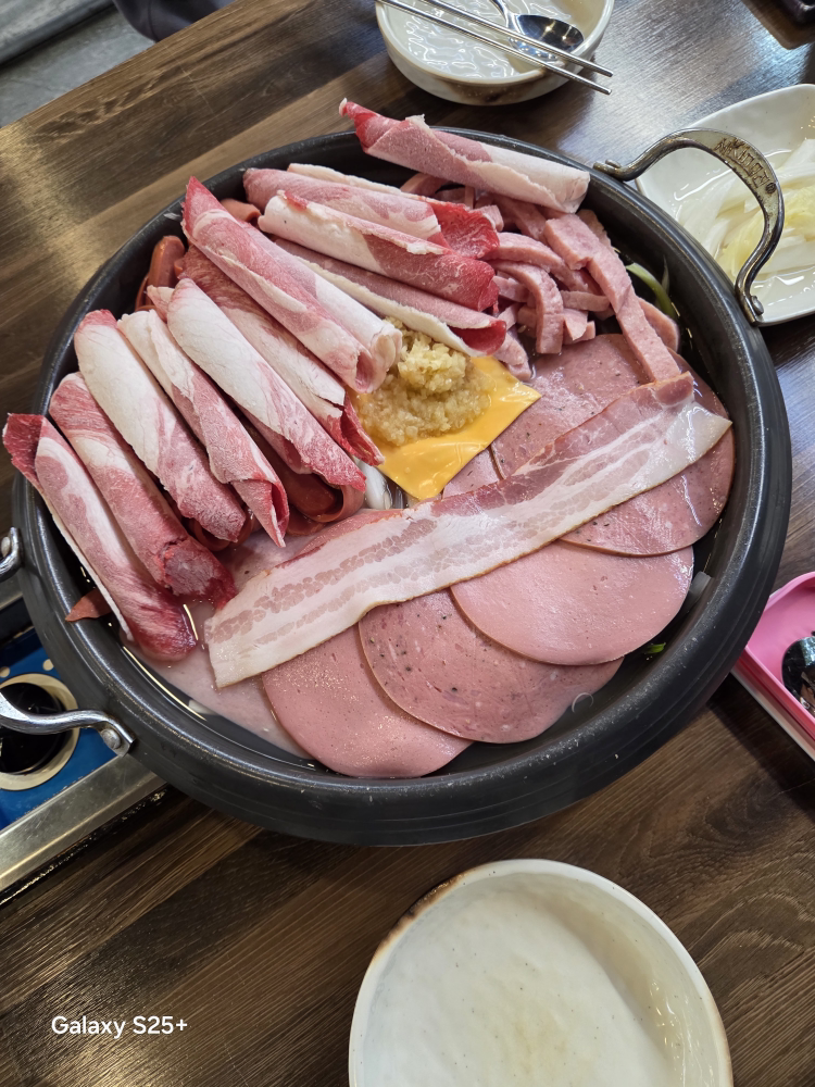 Bikjjunbudaejjigae 6
