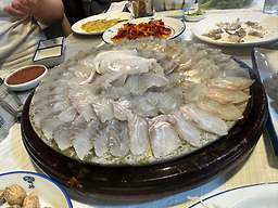 성원횟집 3