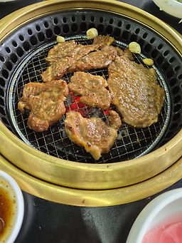 Sujegalbijinsang (수제갈비진상) 2