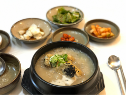 Gyerimsanghwangsamgyetang (계림상황삼계탕) 1