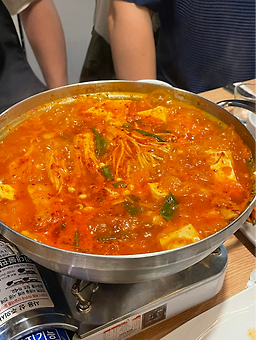 Pyujeongwa jeontongjeonui jeonjaengteo 1