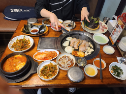 Muhansarang gimchijjigae 3