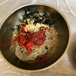 온천골토종닭막국수 8