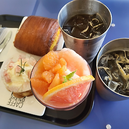 Kapeondeopeulraen chungmuro (카페온더플랜 충무로) 3