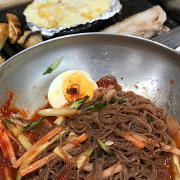 Jirisanmacheonheukdwaeji (지리산마천흑돼지) 2
