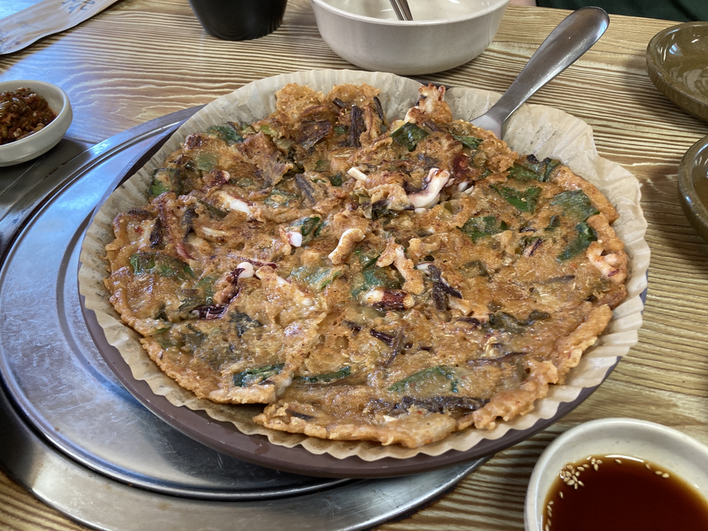 Suharimukbapjip (수하리묵밥집) 1