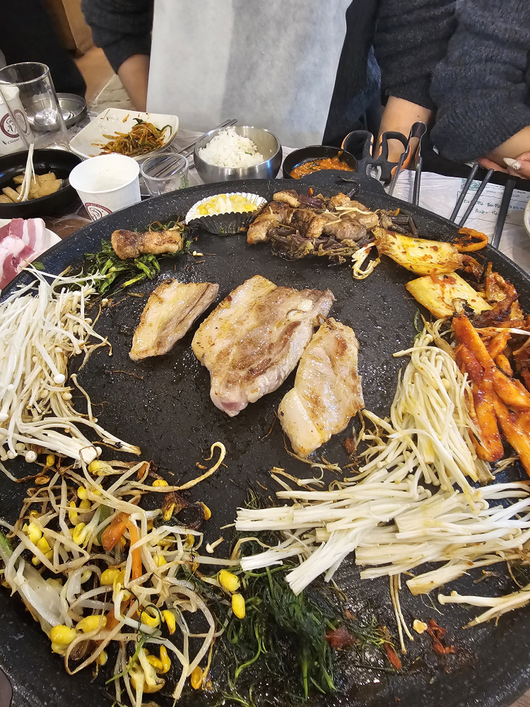 더덕솥뚜껑삼겹살서문 2