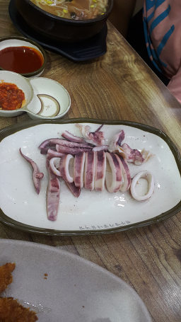 Jeonjumyeonggakongnamulgukbap (전주명가콩나물국밥) 1