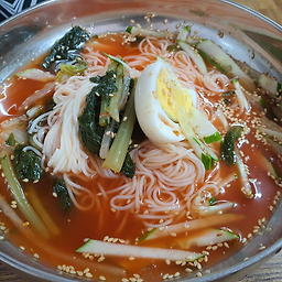 동의보감 수제비칼국수 대표 사진