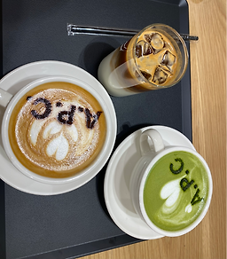 CAFE A.P.C. 현대백화점신촌점