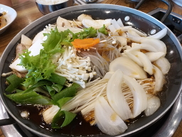 Gajongmadang (가족마당) 1