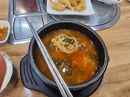Ilpumyangpyeonghaejangguk (일품양평해장국) 2