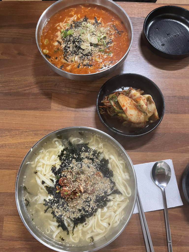 Eungyeonginekalguksu (은경이네칼국수) 3