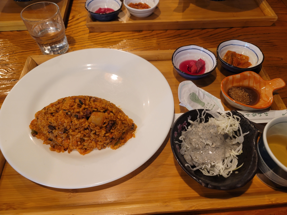 Haengbokhan dongaseu, jangdak (행복한 돈가스, 장닭) 3