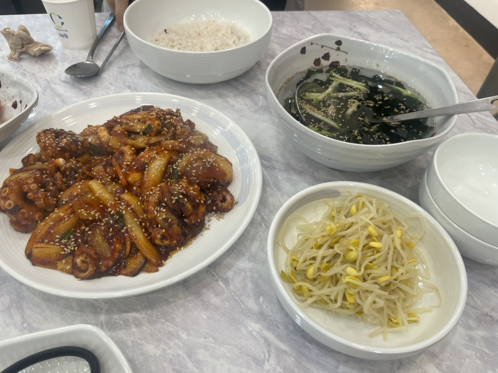 Chakhannakji (착한낙지) 2