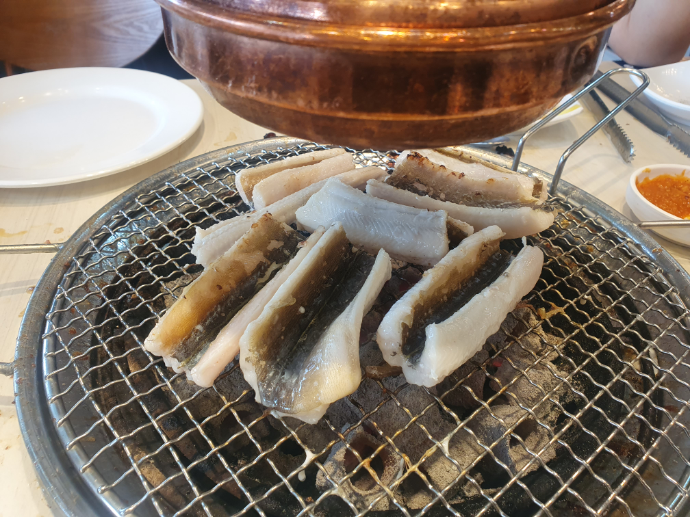 Myeongryunjinsagalbi (명륜진사갈비) 3