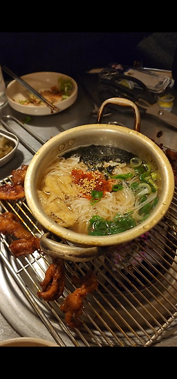 Heoganaendakbal (허가낸닭발) 3