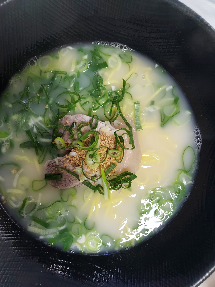 Suwonsikdang (수원식당) 2