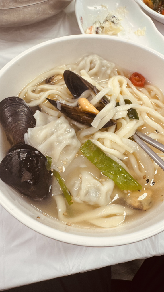 Badahoetjip (바다횟집) 1