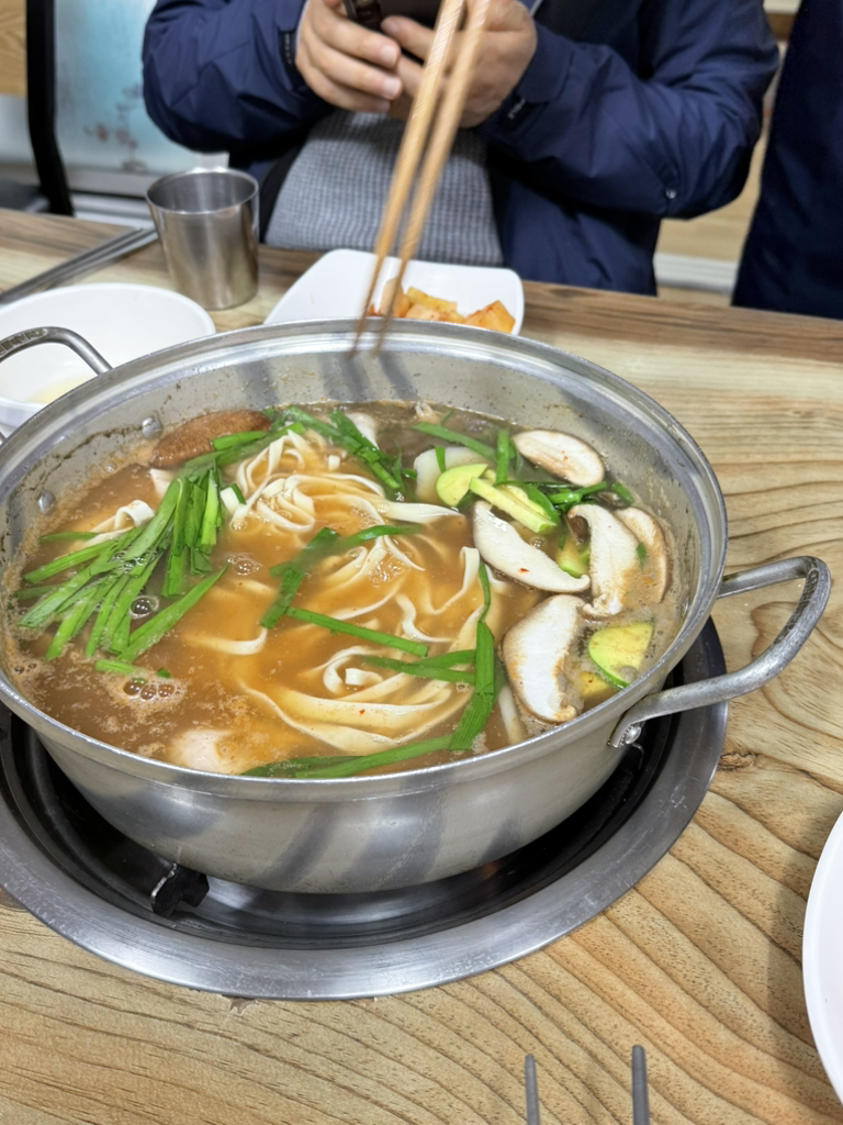 미란칼국수 1