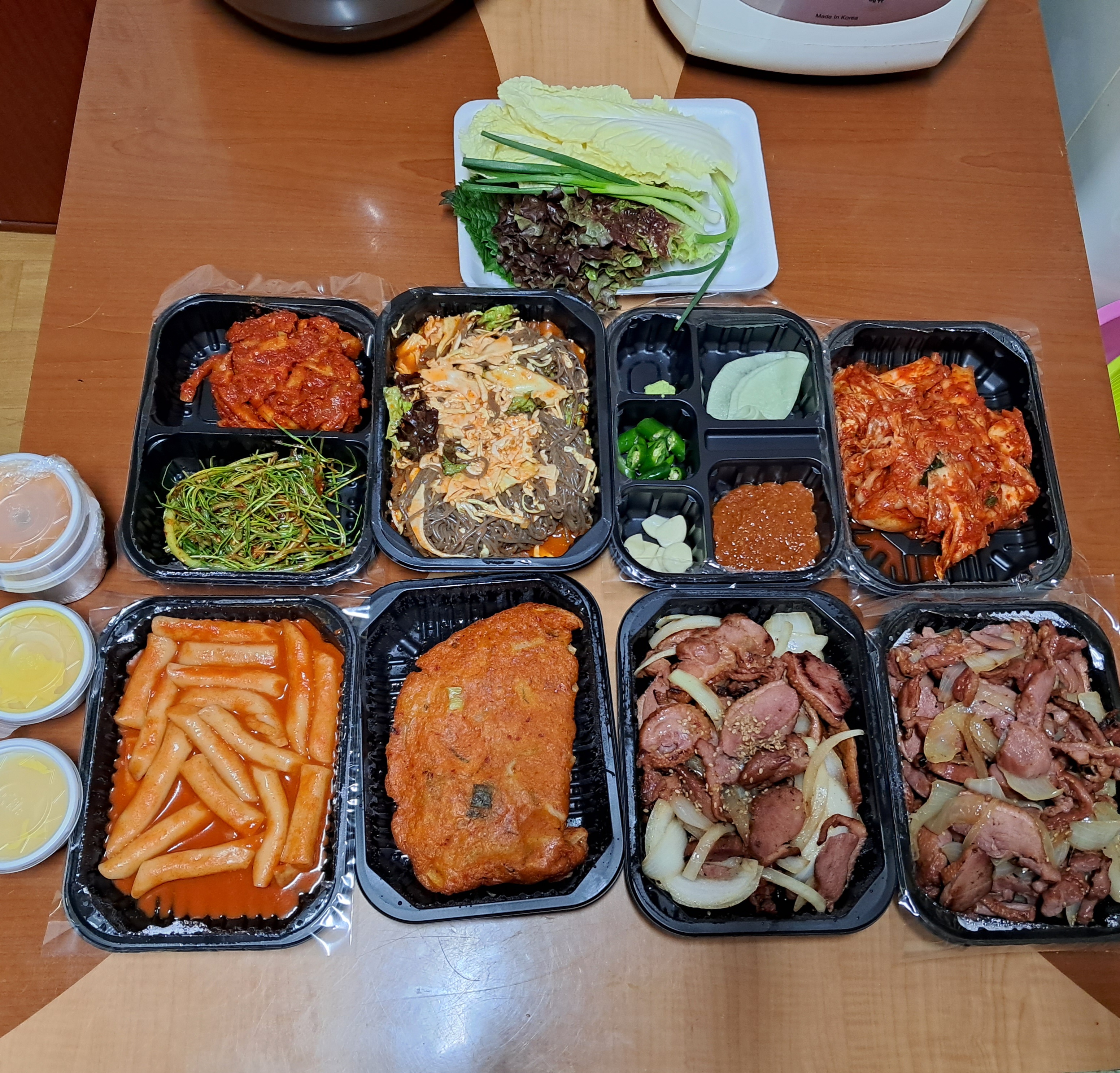 돈통마늘보쌈 5