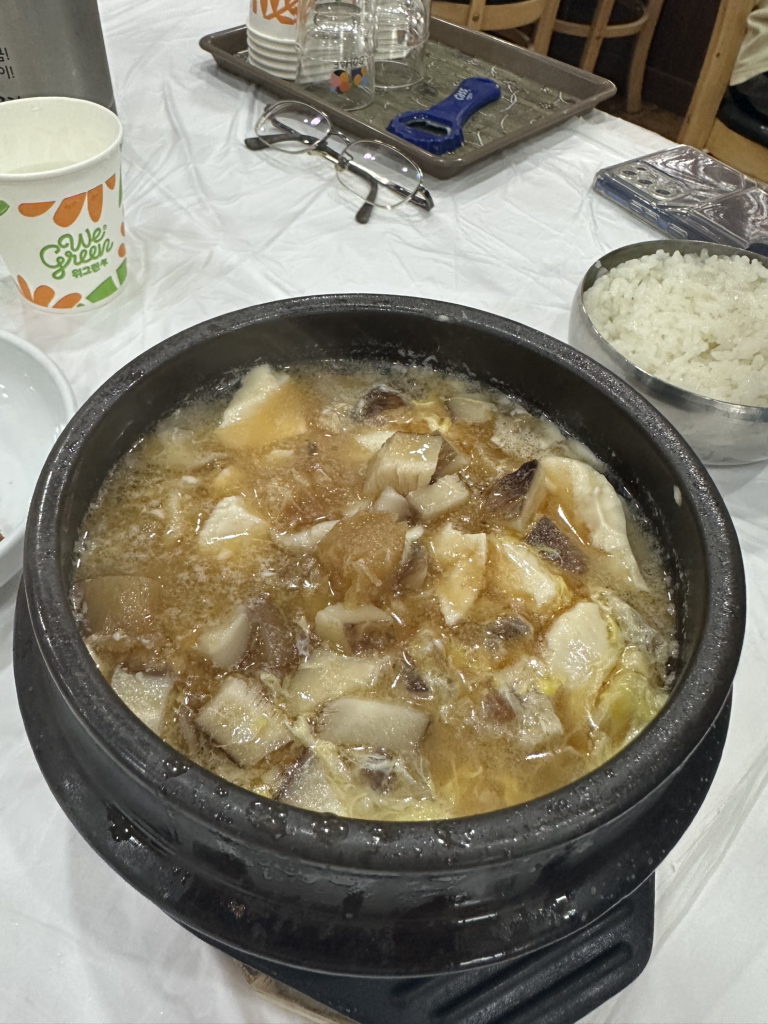60nyeonjeontongsondubusikdang (60년전통손두부식당) 1