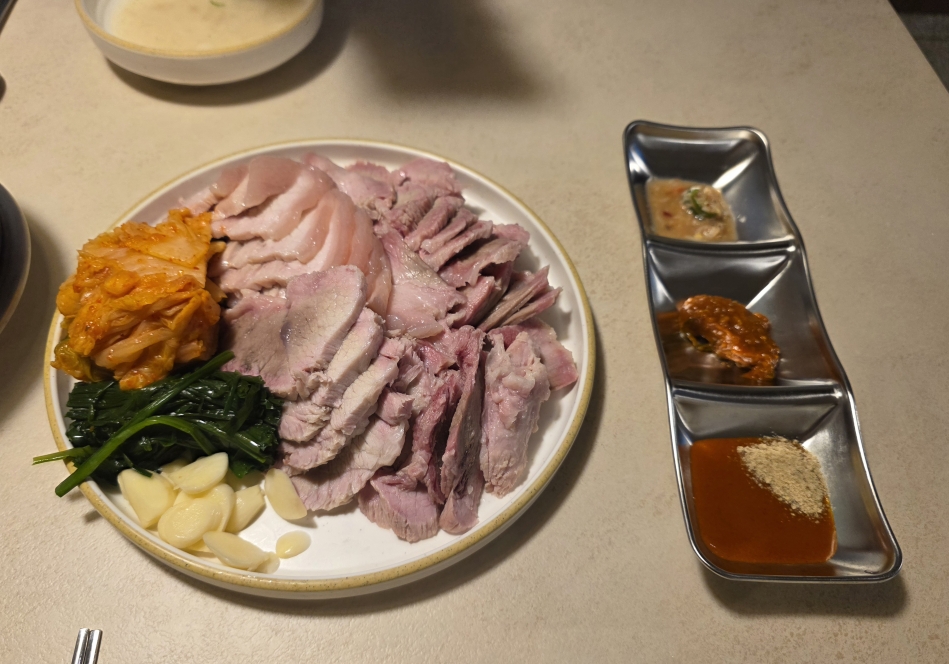 느티나무식당 대표 사진