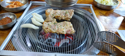 Soyanggangsutbuldakgalbi (소양강숯불닭갈비) 2