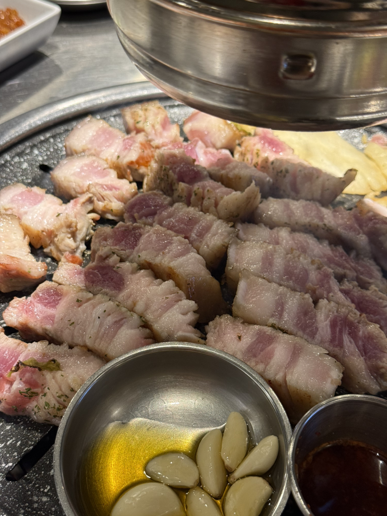 Matitneungogiesomssireuldeohada (맛있는고기에솜씨를더하다) 3