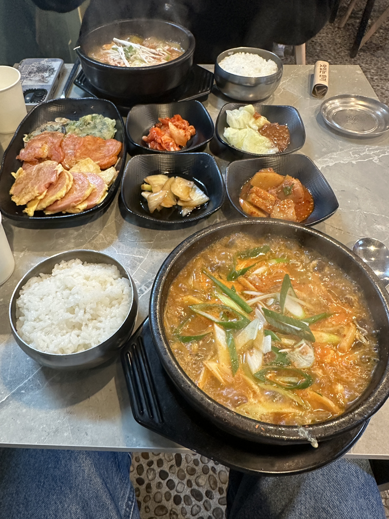 모전자전 대표 사진