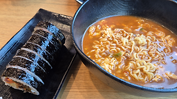 Gimbapcheonguk (김밥천국) 2