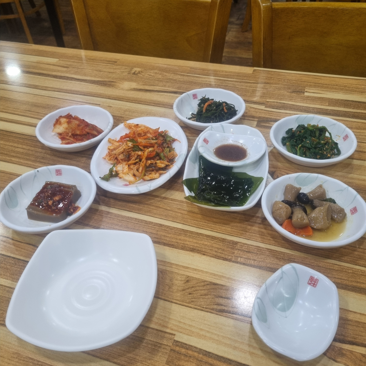 Eomgungbokguk (엄궁복국) 1