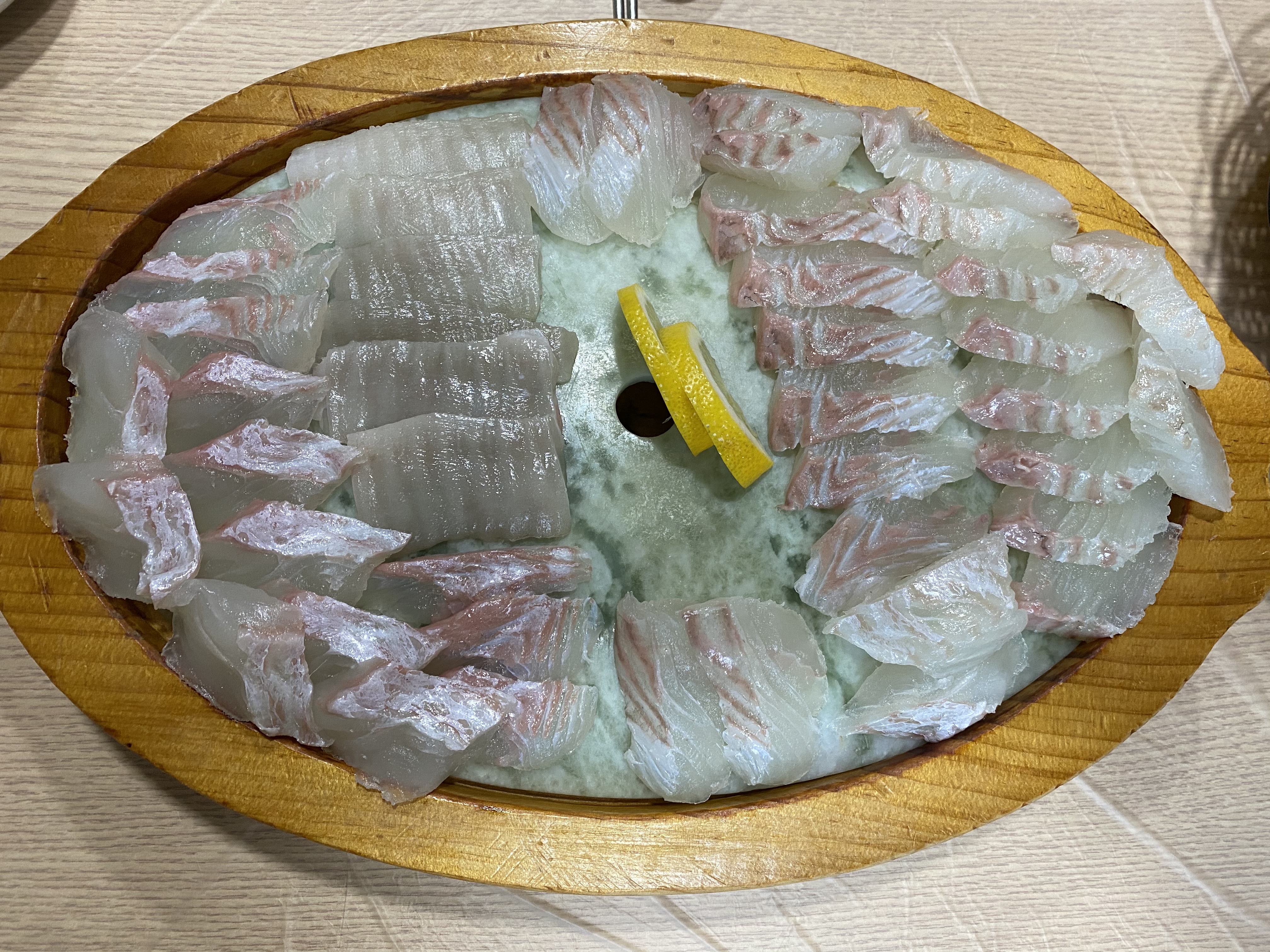 Apgujeonghoetjip (압구정횟집) 3