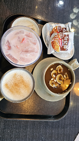 Kapepunggyeong (카페풍경) 3
