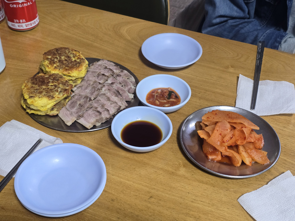 Hwanghaesikdang (황해식당) 3