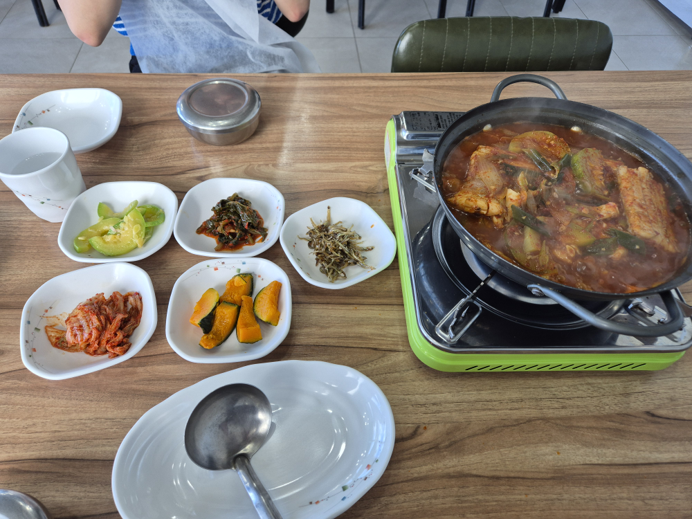 월령어촌계식당 사진 2