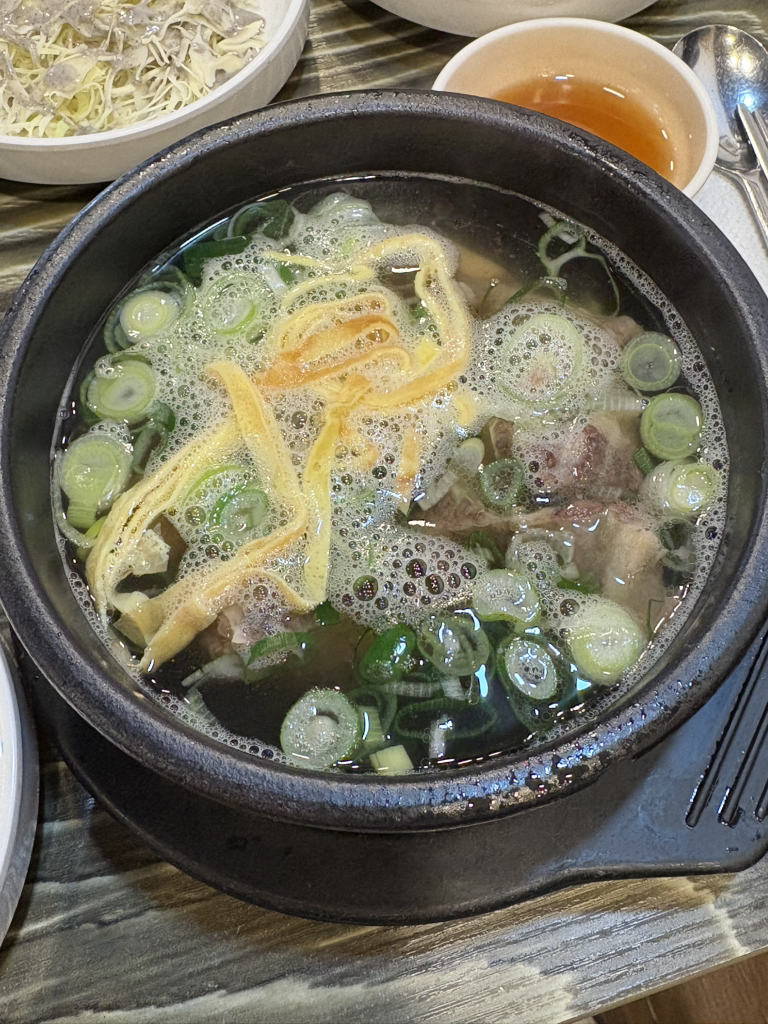 Uboseolreongtang (우보설렁탕) 2