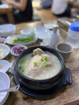 Useongsamgyetang (우성삼계탕) 2