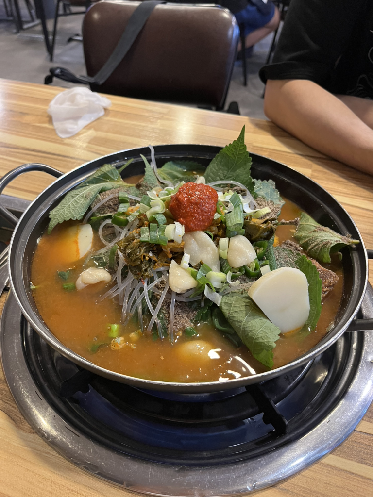 Baengnyeongamjatang 3
