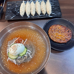 삼락원냉면, 할리스커피 6