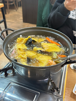 Dawon matkalguksu (다원 맛칼국수) 3