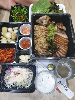 Oppajokbal (오빠족발) 1