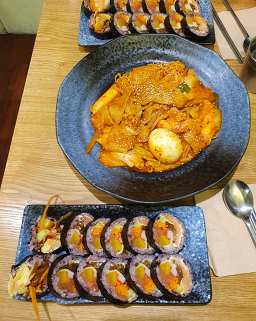 뽕식이네김밥 사진 7