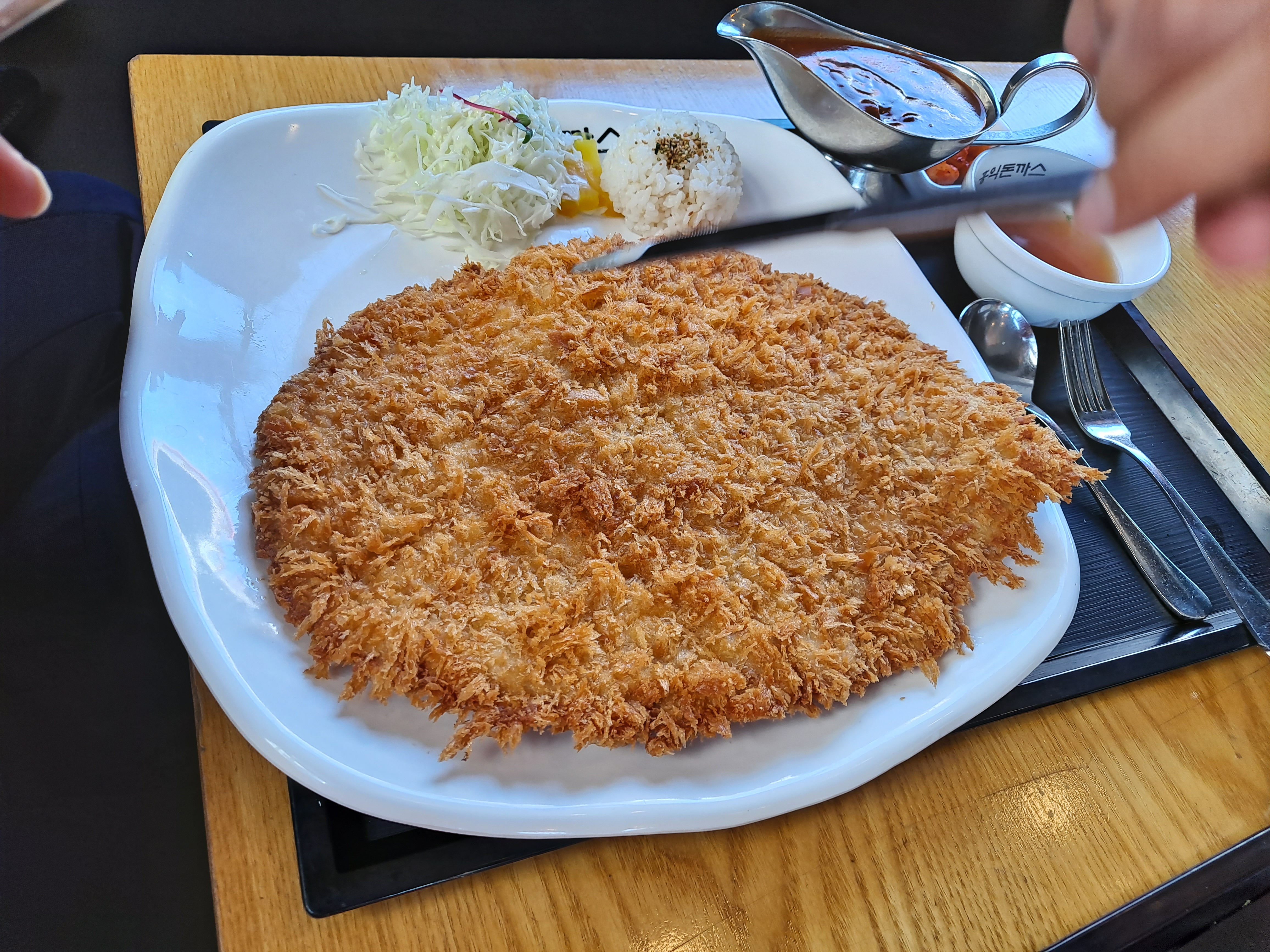홍익돈까스경산영대점 6
