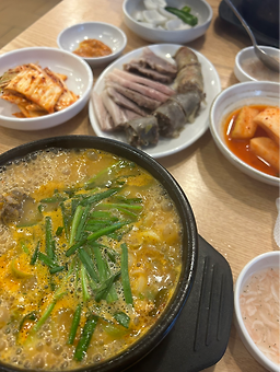 Gaeseongjinchapssalsundae (개성진찹쌀순대) 3
