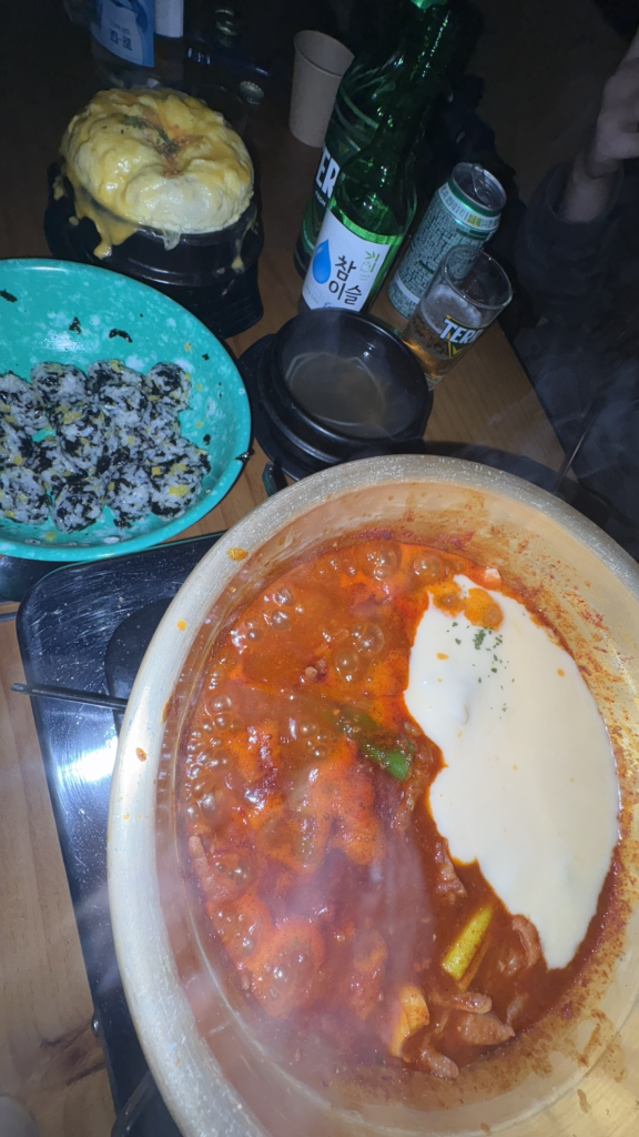 교도리 홍대본점 사진 3