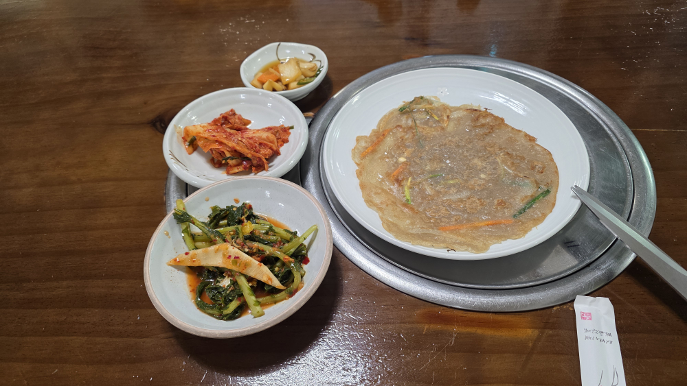 Yongamnimakguksu (용암리막국수) 2