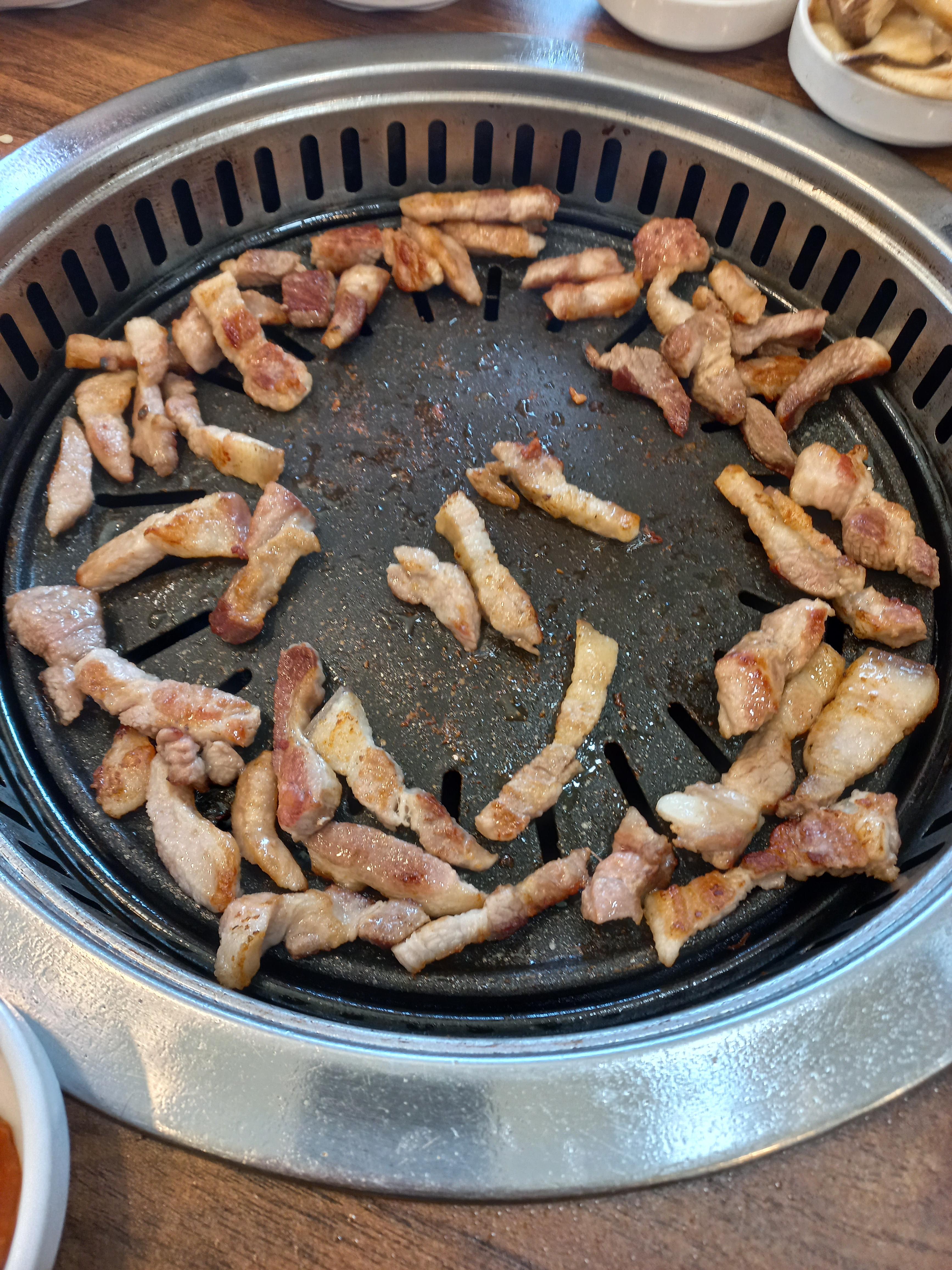 Sancheongenheukdwaeji 6