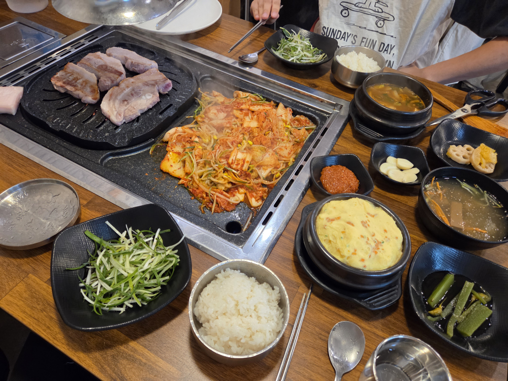 맹기네생고기 1