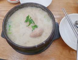 백년토종삼계탕 본점 사진 2